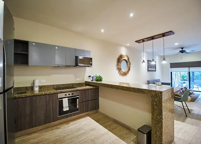 Apartment Luxury Poolside Gem With Pool, Jacuzzi & Gym Tulum